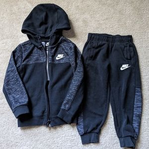 Toddler Nike Sweat Suit, Sz 4T